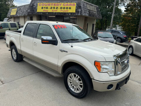 2009 Ford F-150 for sale at Courtesy Cars in Independence MO