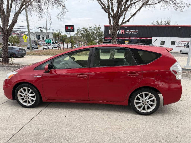 2012 Toyota Prius v