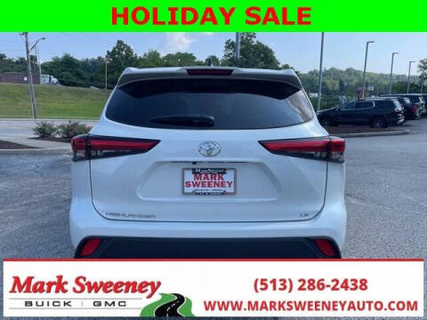 2023 Toyota Highlander LE