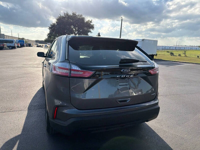 2024 Ford Edge SE