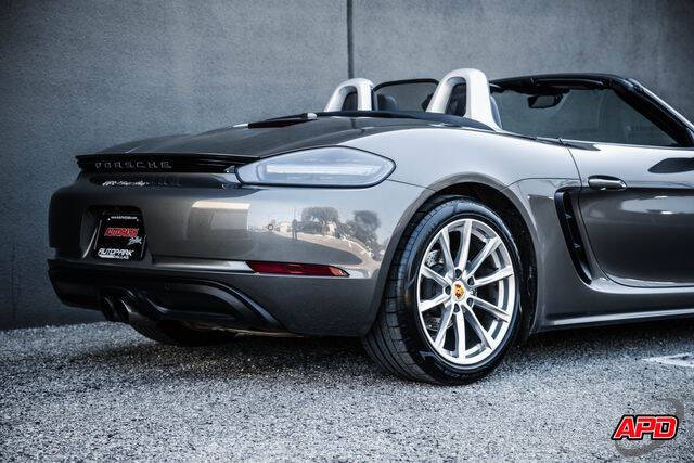 2021 Porsche 718 Boxster
