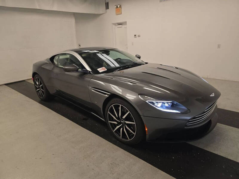 2017 Aston Martin DB11