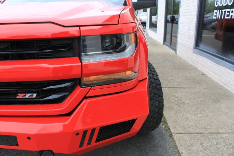 2016 Chevrolet Silverado 1500 LT Z71 photo 3