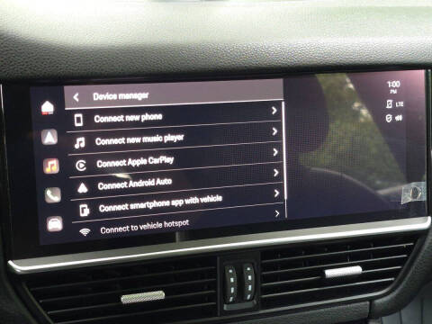 2023 Porsche Cayenne Platinum Edition