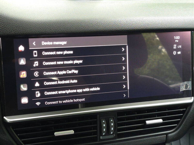 2023 Porsche Cayenne Platinum Edition