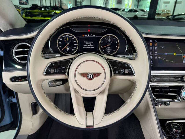 2022 Bentley Flying Spur V8