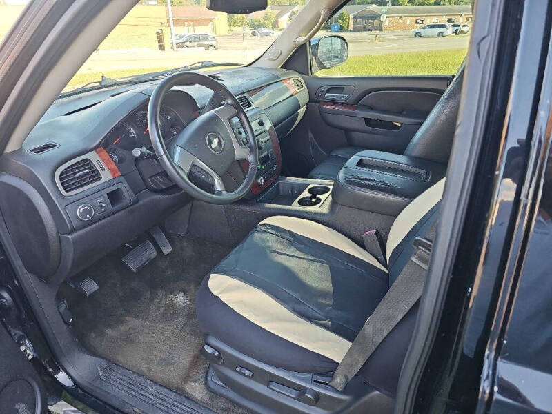 2013 Chevrolet Avalanche LT Black Diamond