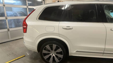 2022 Volvo XC90 T6 Inscription 7-Passenger