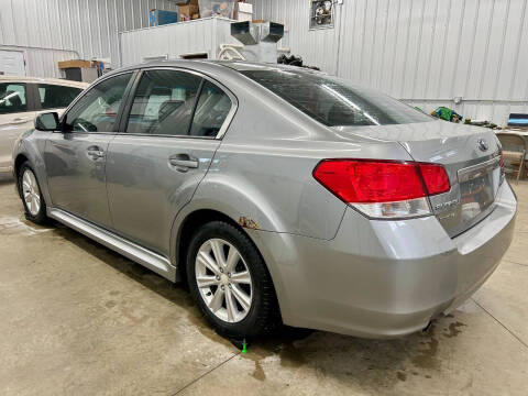 2011 Subaru Legacy 2.5i Premium