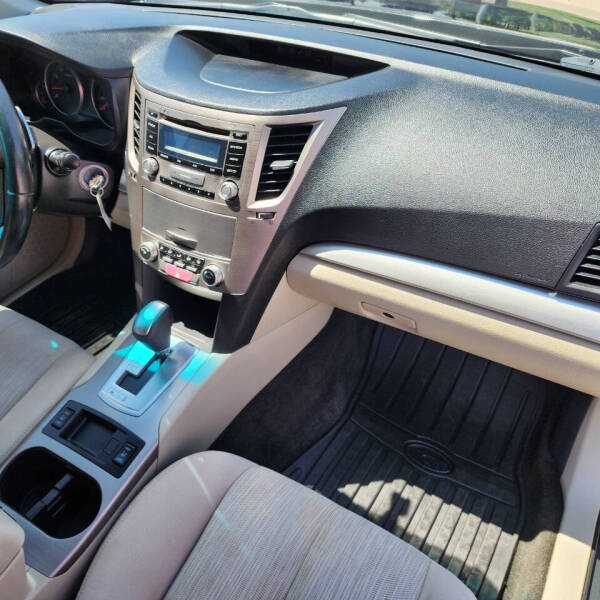 2013 Subaru Legacy 2.5i Premium