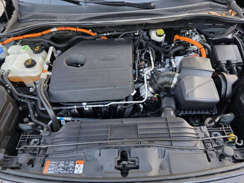 2020 Ford Escape Hybrid Titanium