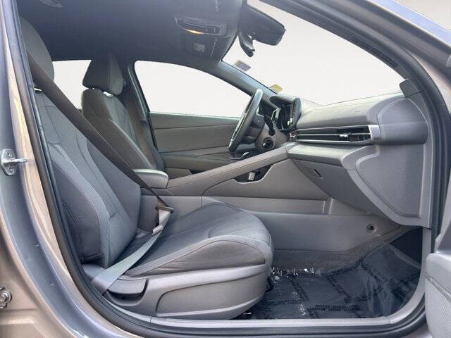 2022 Hyundai Elantra