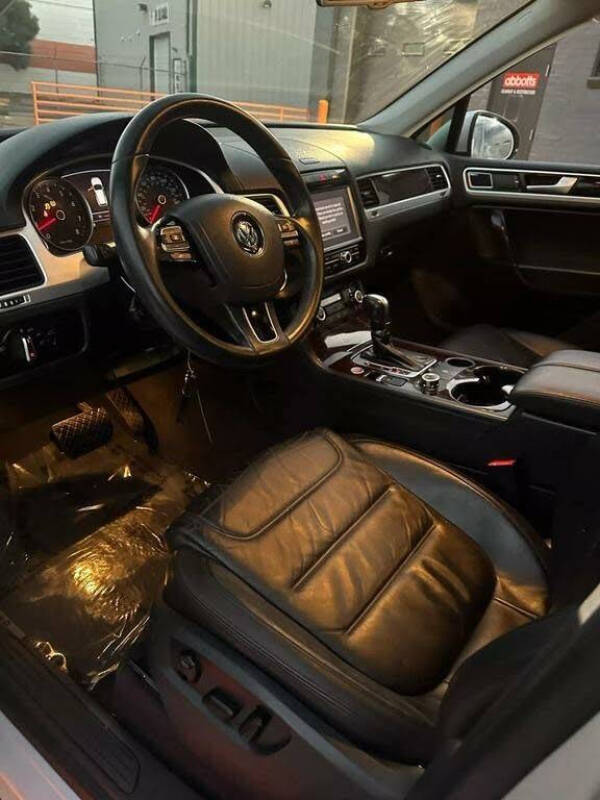 2014 Volkswagen Touareg V6 Executive