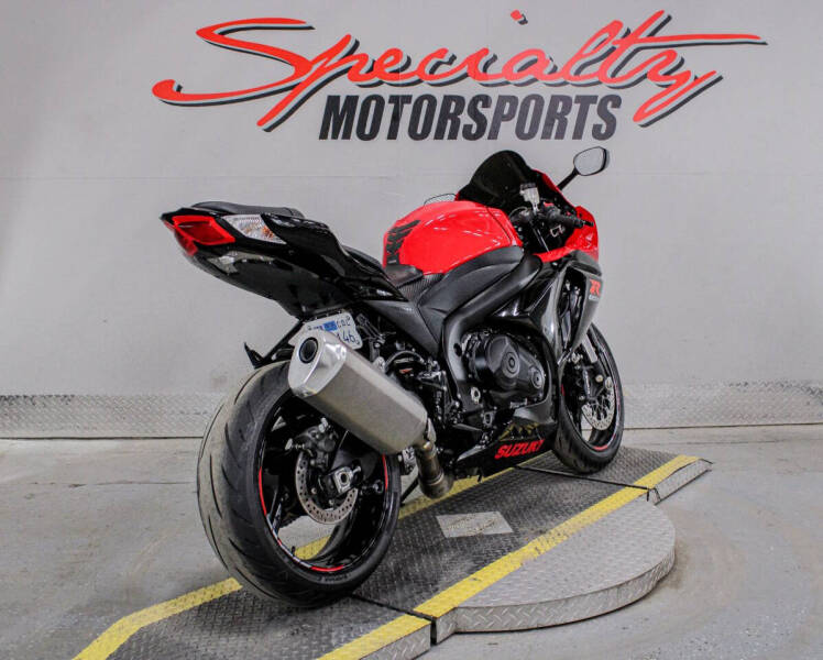 2016 Suzuki GSX-R1000