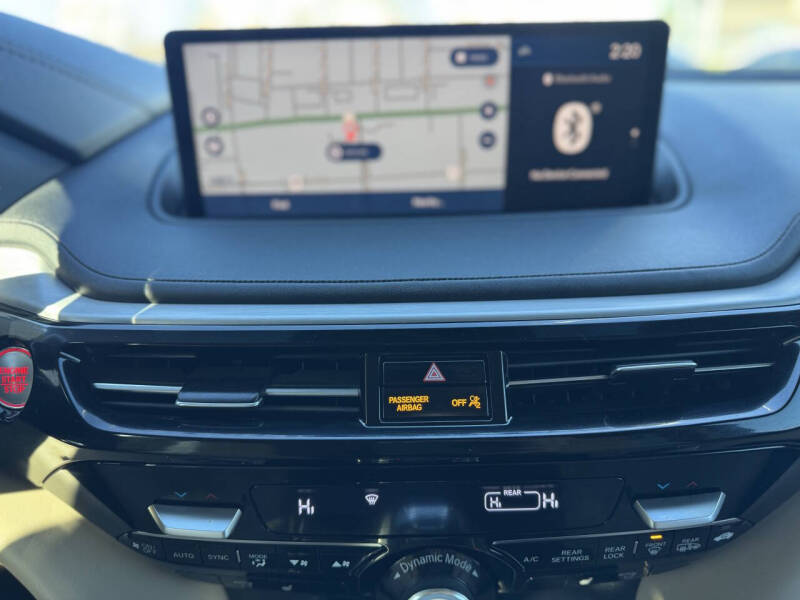2024 Acura MDX w/Tech