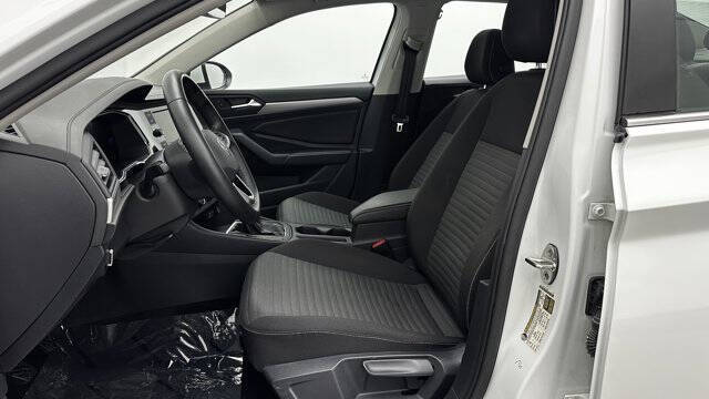 2024 Volkswagen Jetta S