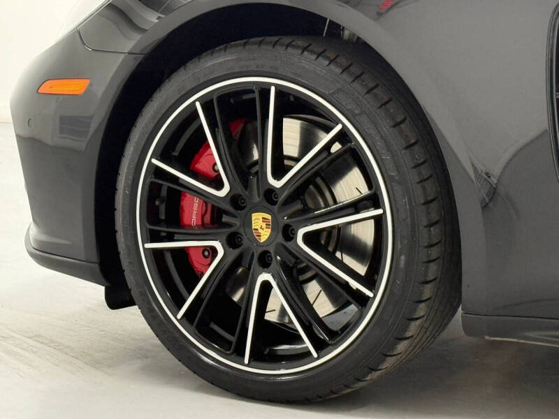 2019 Porsche Panamera Turbo