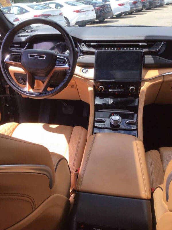 2023 Jeep Grand Cherokee L Summit