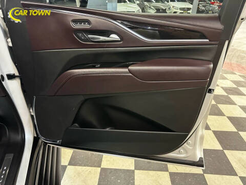 2022 Cadillac Escalade ESV Premium Luxury Platinum