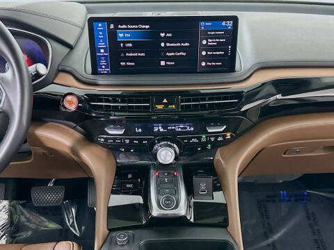 2025 Acura MDX w/Tech