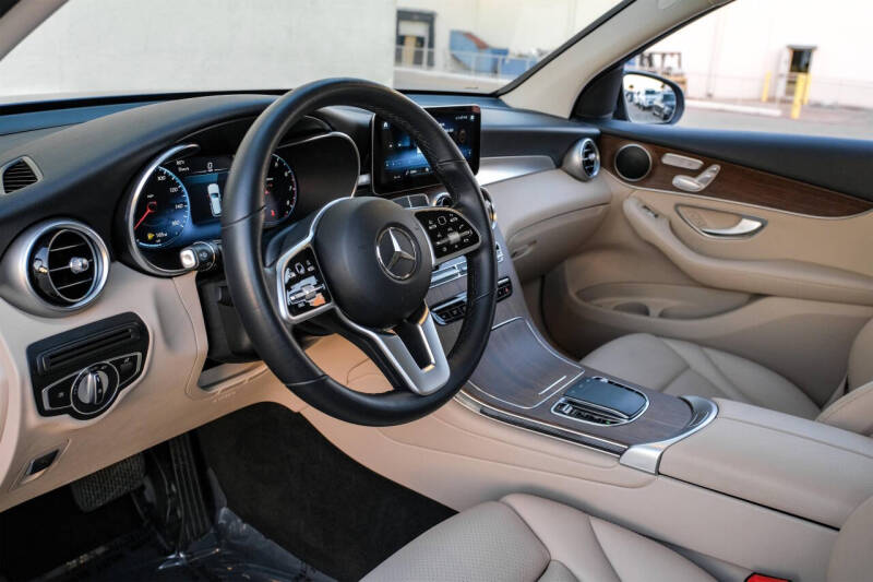 2022 Mercedes-Benz GLC GLC 300