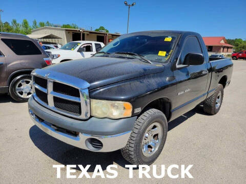 2004 Dodge Ram 1500 for sale at Tradewind Car Co in Muskegon MI