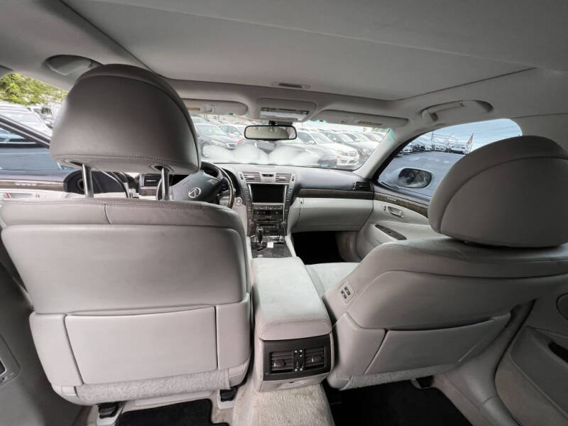 2009 Lexus LS 460