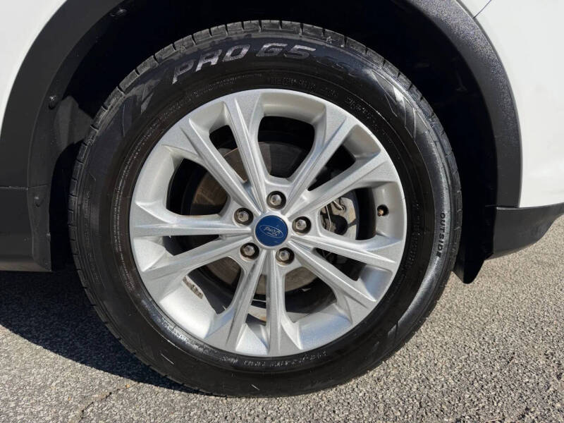 2019 Ford Escape SEL