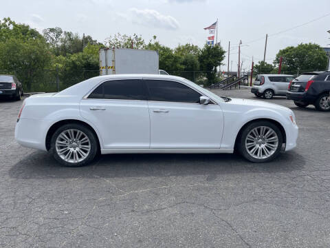 2014 Chrysler 300 C