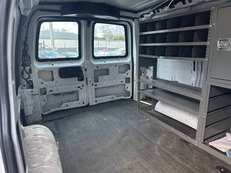 2016 Chevrolet Express 2500