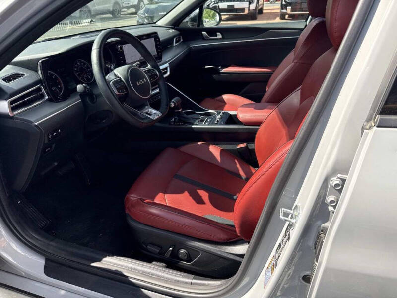 2022 Kia K5