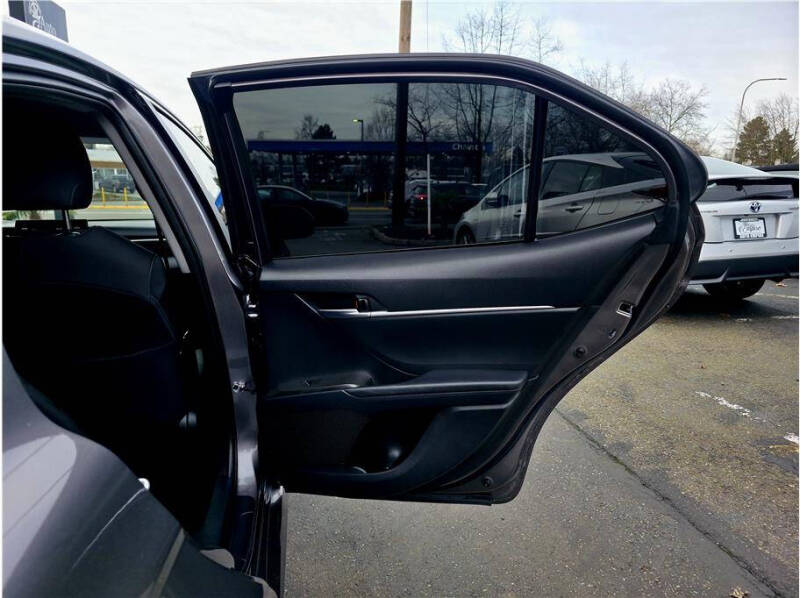 2023 Toyota Camry LE