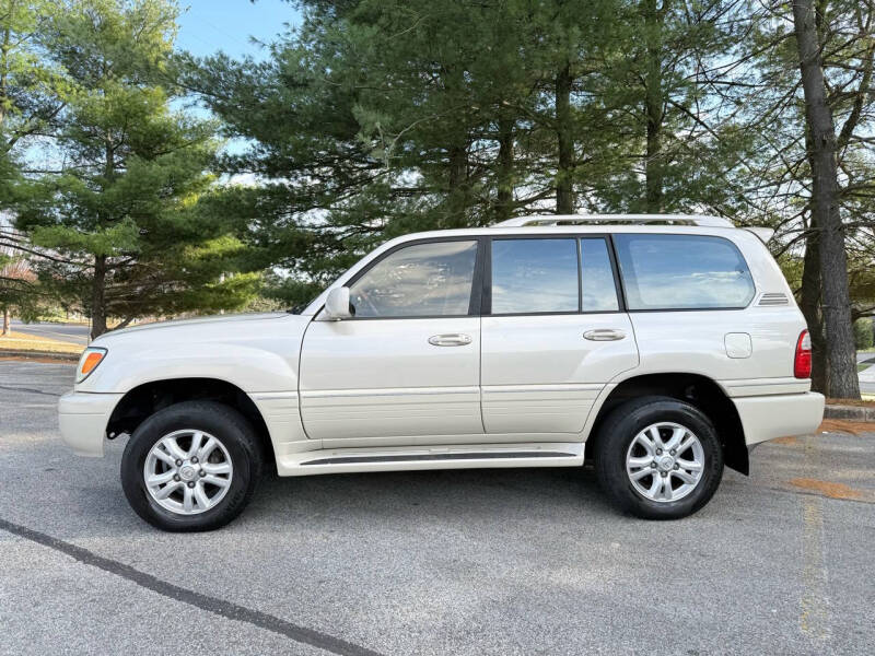 2003 Lexus LX 470 photo 92