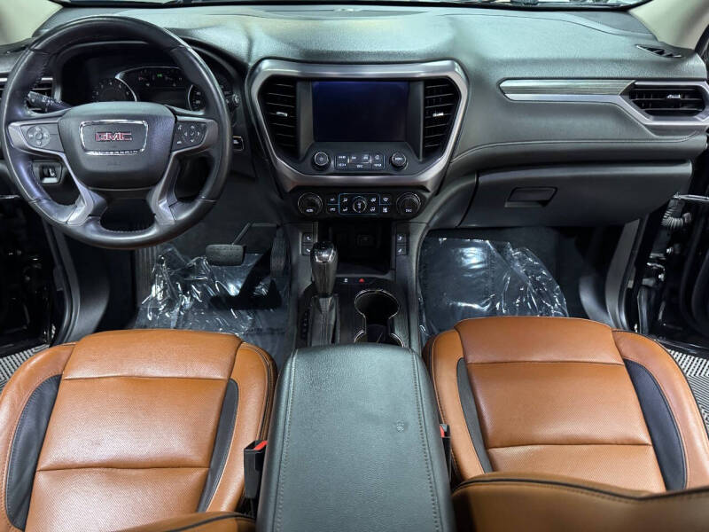 2017 GMC Acadia SLT-1