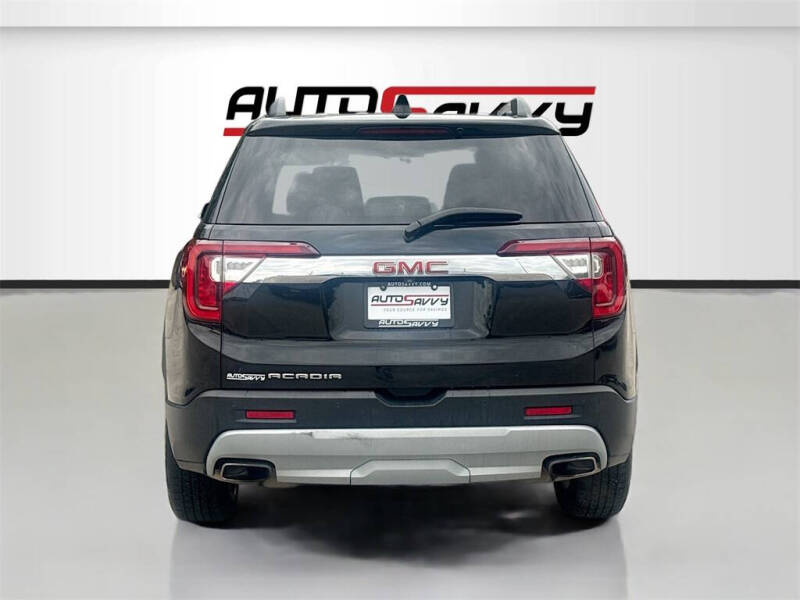 2022 GMC Acadia SLT