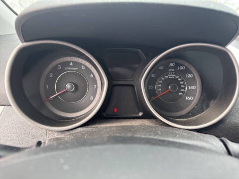 2013 Hyundai Elantra Coupe SE