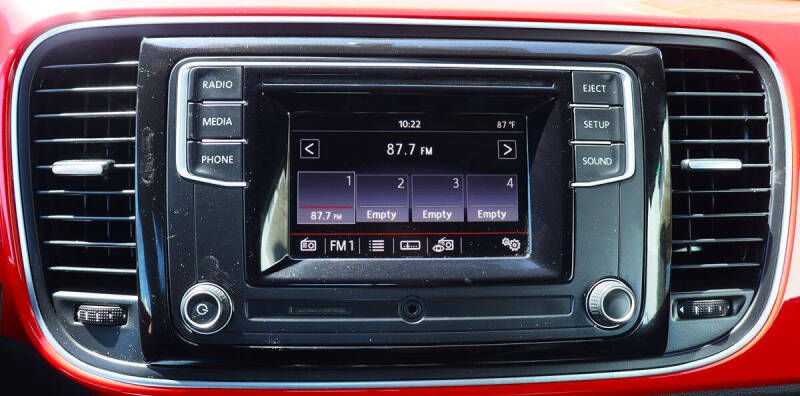 2018 Volkswagen Beetle Convertible 2.0T SE