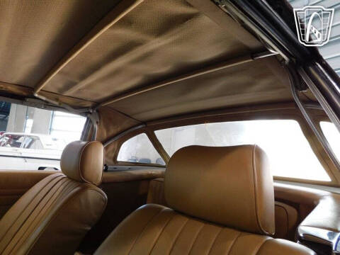 1980 Mercedes-Benz 450-Class