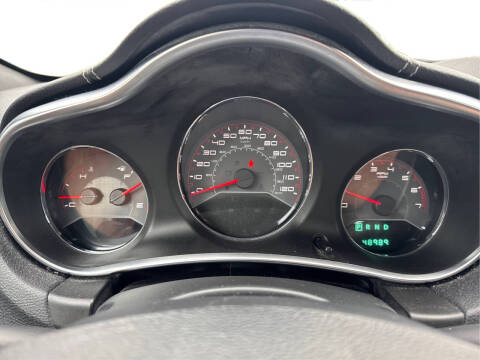 2012 Dodge Avenger SE