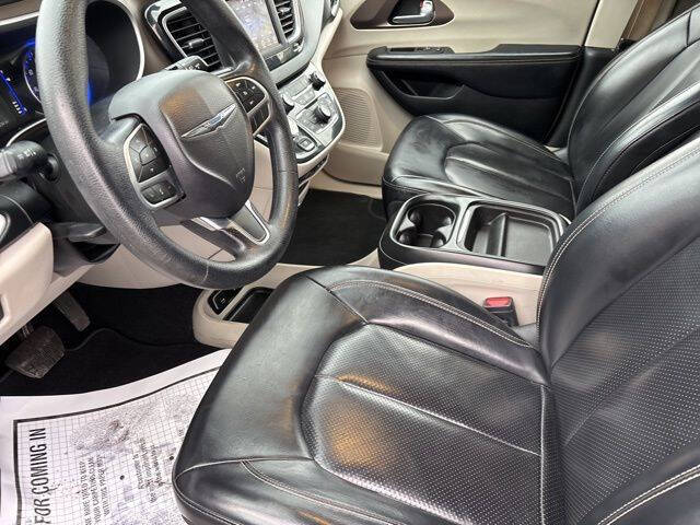 2020 Chrysler Voyager LXi