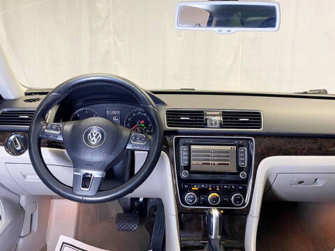 2014 Volkswagen Passat 2.0L TDI SEL Premium