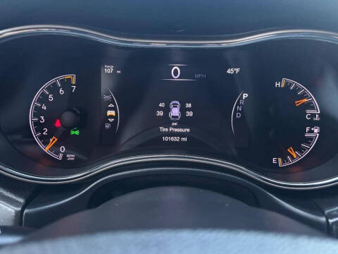 2017 Jeep Grand Cherokee Laredo