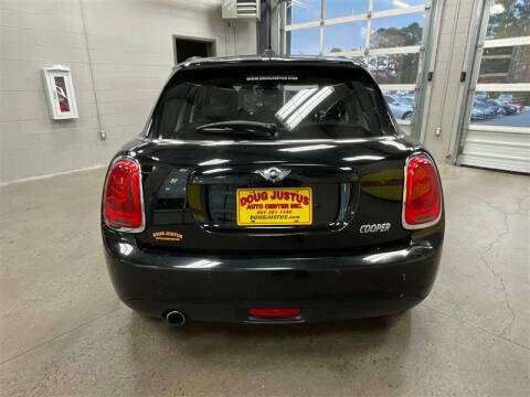 2016 MINI Hardtop 4 Door Cooper