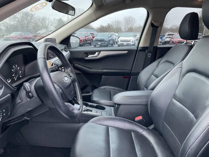 2020 Ford Escape SEL