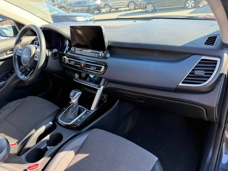 2022 Kia Seltos Nightfall