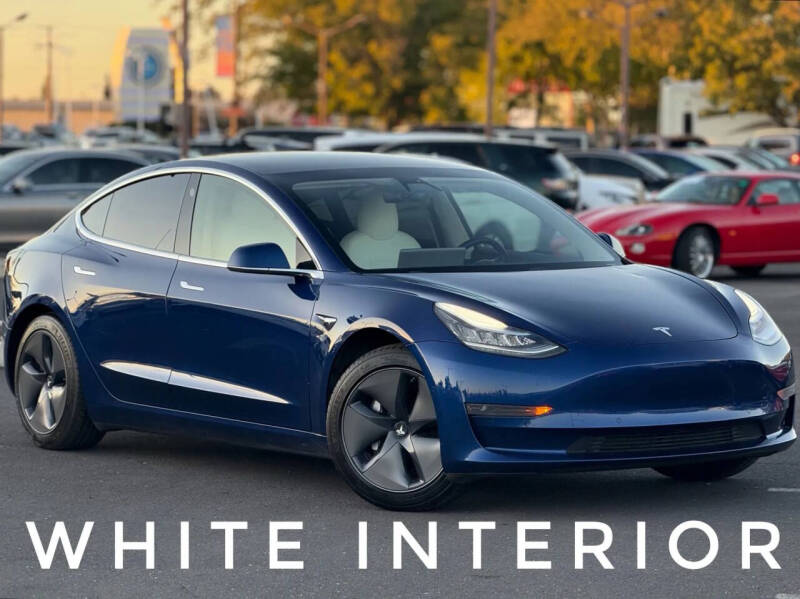 2020 Tesla Model 3