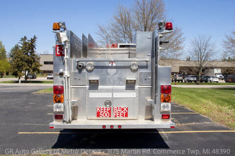 2001 Hendrickson Firetruck