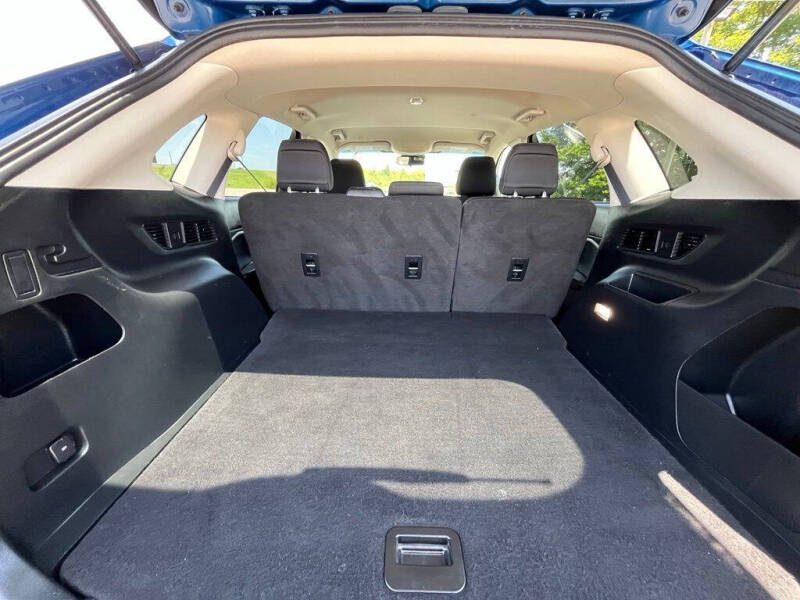 2020 Ford Edge SE