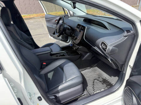 2020 Toyota Prius XLE AWD-e