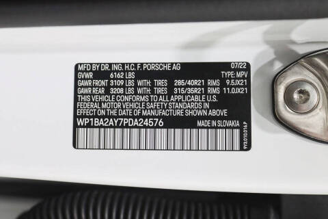 2023 Porsche Cayenne Coupe Platinum Edition